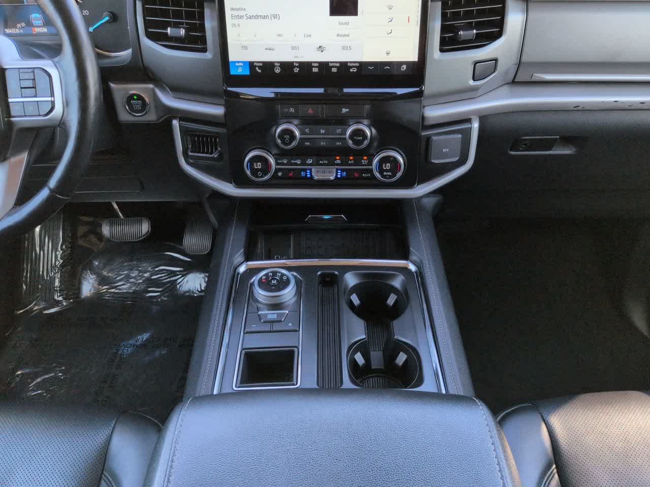 Used 2024 Ford Expedition XLT RWD image 19