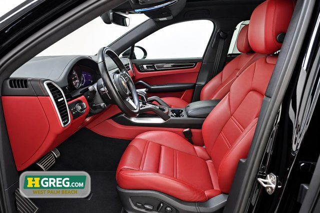 Used 2023 Porsche Cayenne Turbo w/ Premium Package Plus (PI3) AWD/4WD image 10