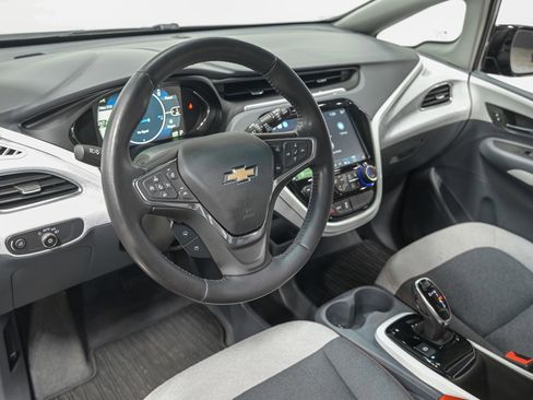 Used 2021 Chevrolet Bolt LT FWD image 16