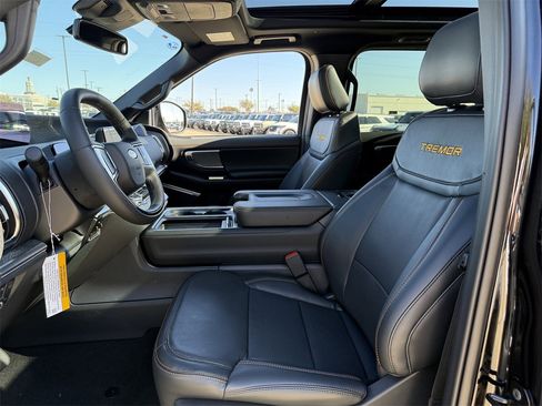 New 2025 Ford Expedition Tremor image 43