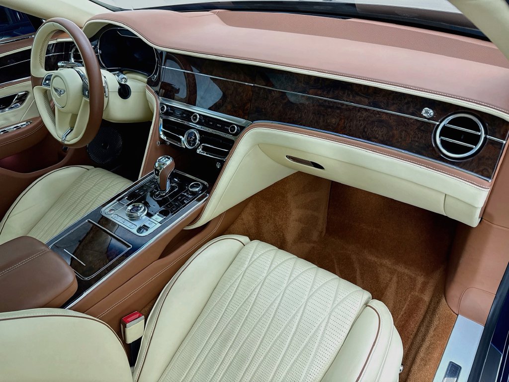 Certified 2020 Bentley Flying Spur W12 AWD/4WD image 16