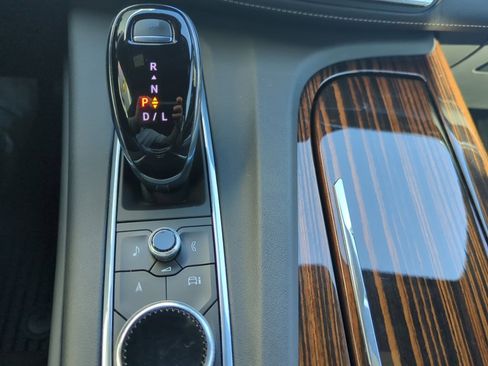 Used 2023 Cadillac Escalade ESV Premium Luxury image 26