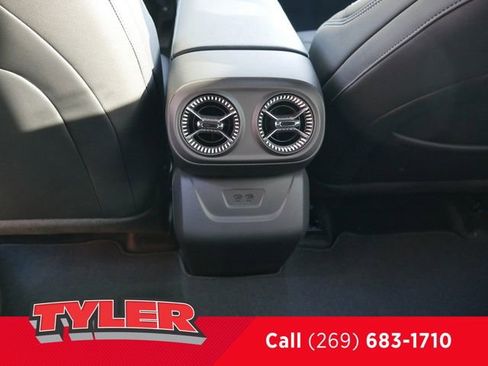 New 2025 Chevrolet Blazer EV LT image 40