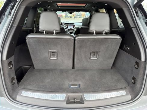 Used 2024 Cadillac XT6 Premium Luxury w/ Technology Package AWD/4WD image 26