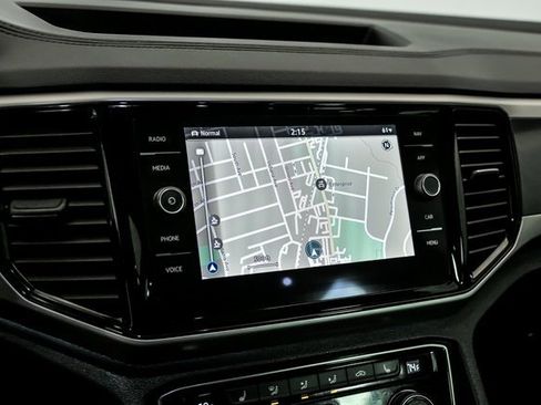 Certified 2023 Volkswagen Atlas Cross Sport SEL R-Line image 19