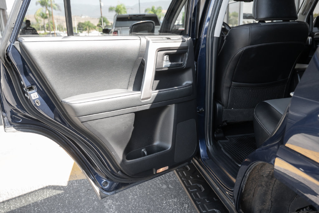 Used 2021 Toyota 4Runner SR5 Premium w/ Wilderness Package (TMS) RWD image 37
