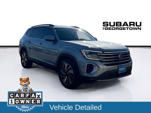 Used 2024 Volkswagen Atlas SE image 1