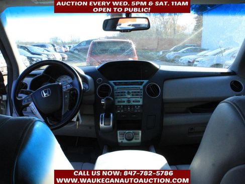 Used 2010 Honda Pilot Touring image 8