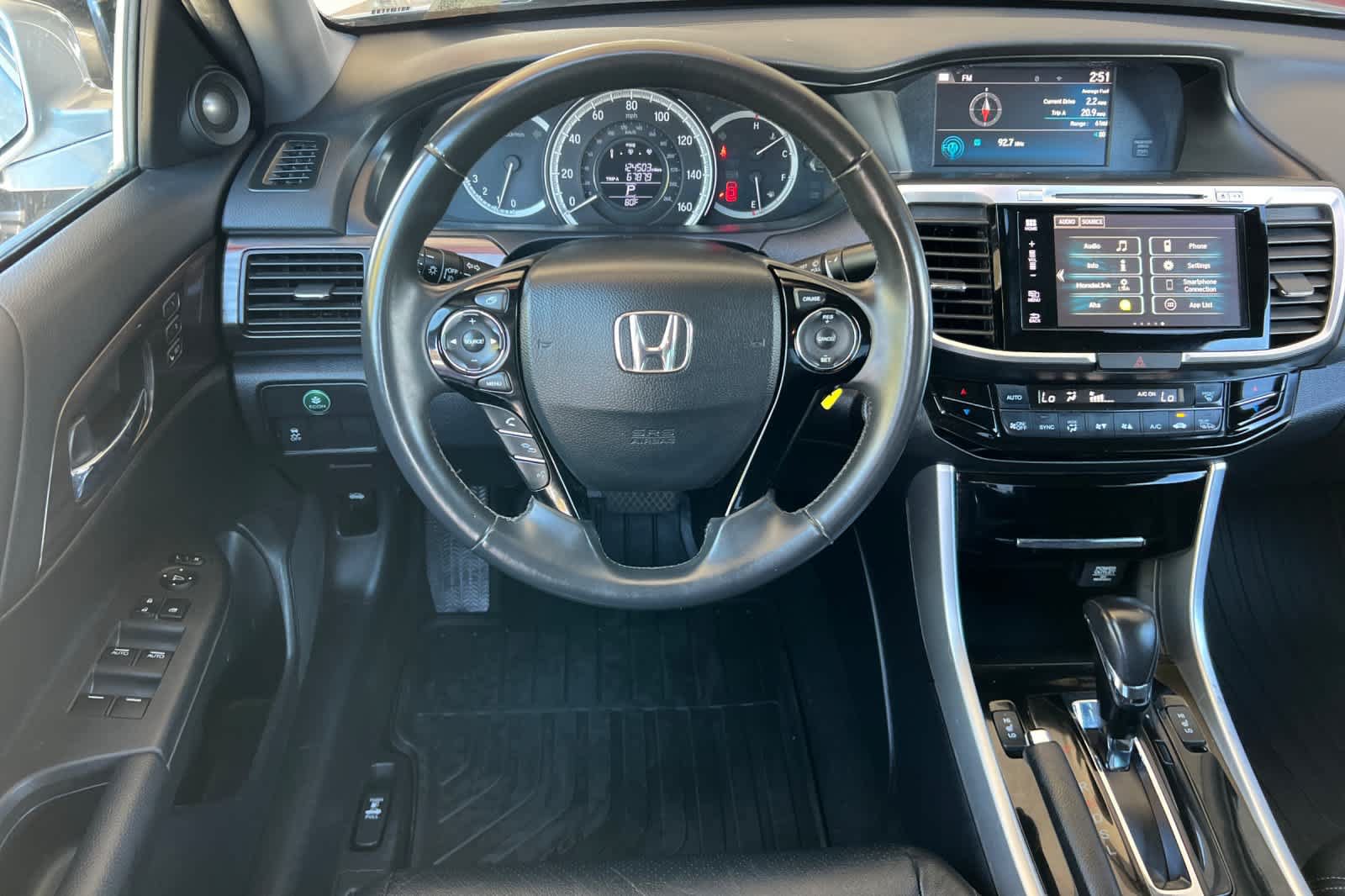 Used 2017 Honda Accord EX-L image 15