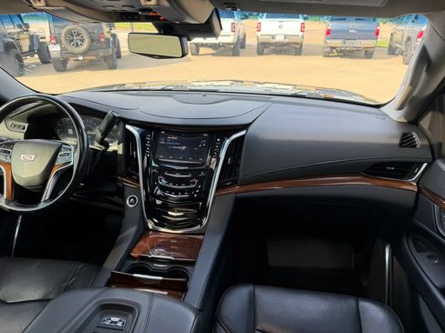 Used 2019 Cadillac Escalade Premium Luxury AWD/4WD image 69