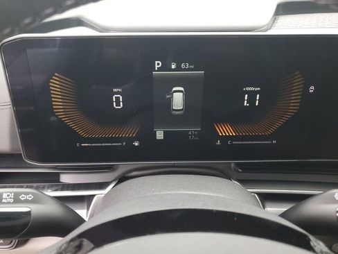 New 2026 Kia Carnival FWD image 16