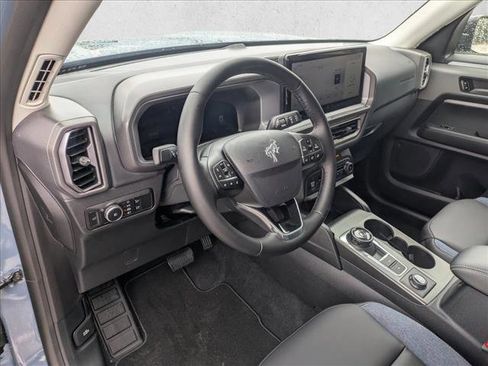 New 2025 Ford Bronco Sport Outer Banks image 2