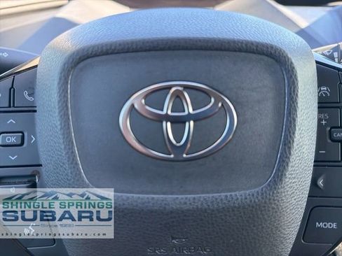 Used 2025 Toyota Prius Limited image 60