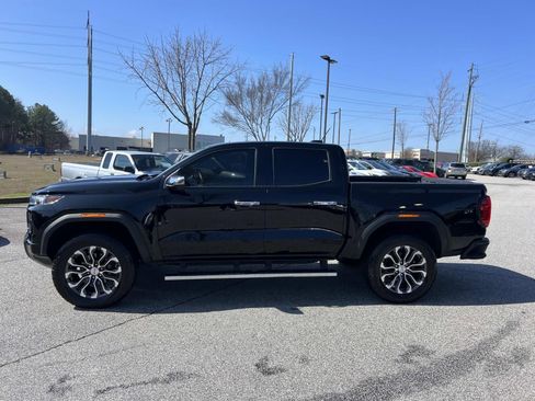 Used 2024 GMC Canyon Denali image 4