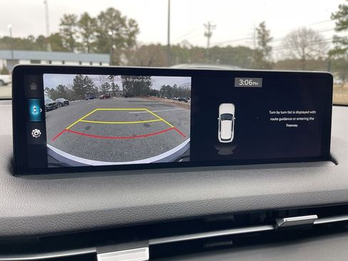 Used 2025 Genesis GV70 2.5T image 11