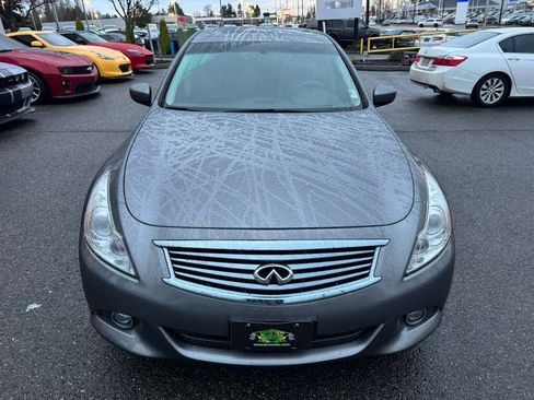 Used 2012 INFINITI G37 Journey w/ Premium Pkg image 2