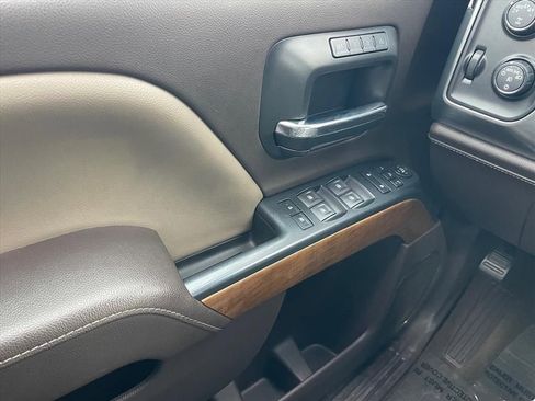 Used 2017 Chevrolet Silverado 1500 LTZ w/ Max Trailering Package image 19