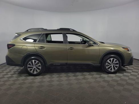 Used 2022 Subaru Outback Premium w/ Popular Package #1 image 10