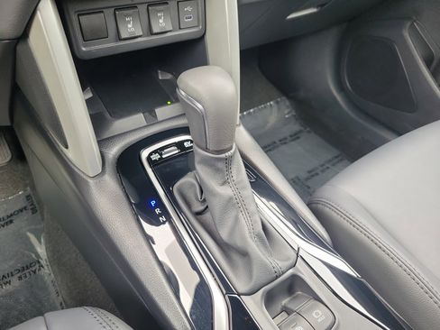 Used 2024 Toyota Corolla Cross AWD Hybrid image 24