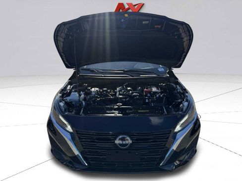 Used 2025 Nissan Altima 2.5 SV image 48