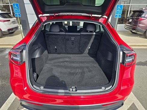 Used 2021 Tesla Model Y Long Range image 43