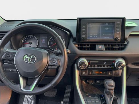 Used 2019 Toyota RAV4 XLE w/ Convenience Package AWD/4WD image 11