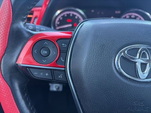 Used 2019 Toyota Camry SE image 17