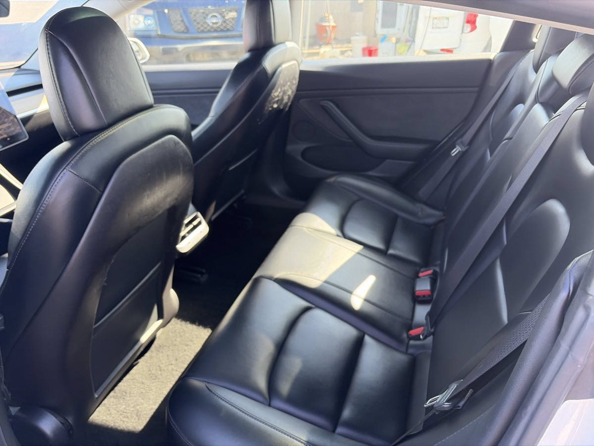 Used 2019 Tesla Model 3 Standard Range Plus RWD image 9