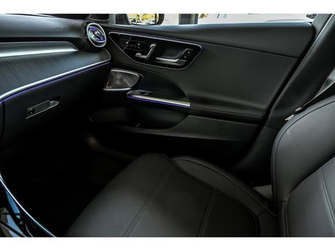 Certified 2025 Mercedes-Benz C 300 4MATIC Sedan image 23