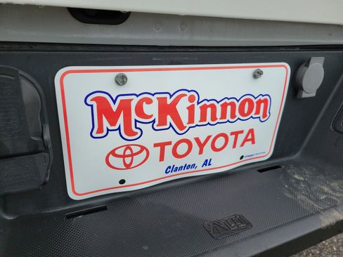 Used 2023 Ford F150 Lariat w/ Equipment Group 502A High image 33