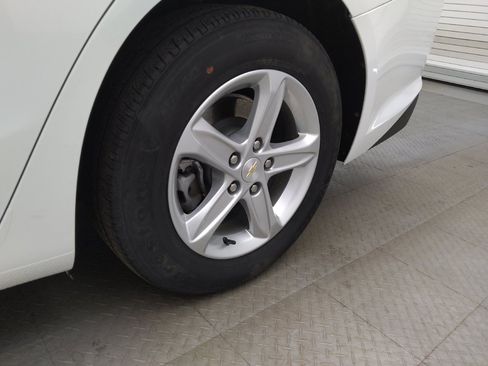 Used 2025 Chevrolet Malibu LS FWD image 31
