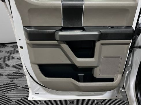 Used 2018 Ford F150 XLT w/ Trailer Tow Package image 19