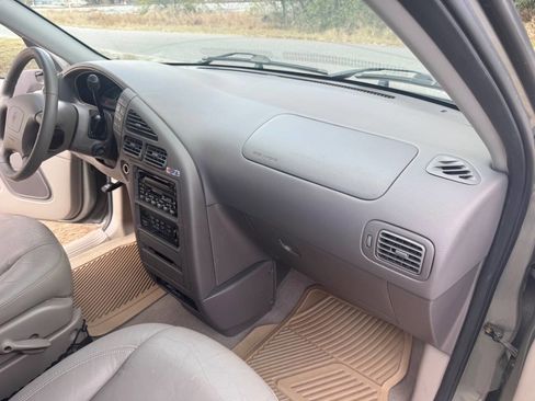 Used 2000 Mercury Villager Estate image 10