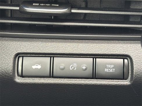 Certified 2025 Nissan Altima 2.5 S image 12