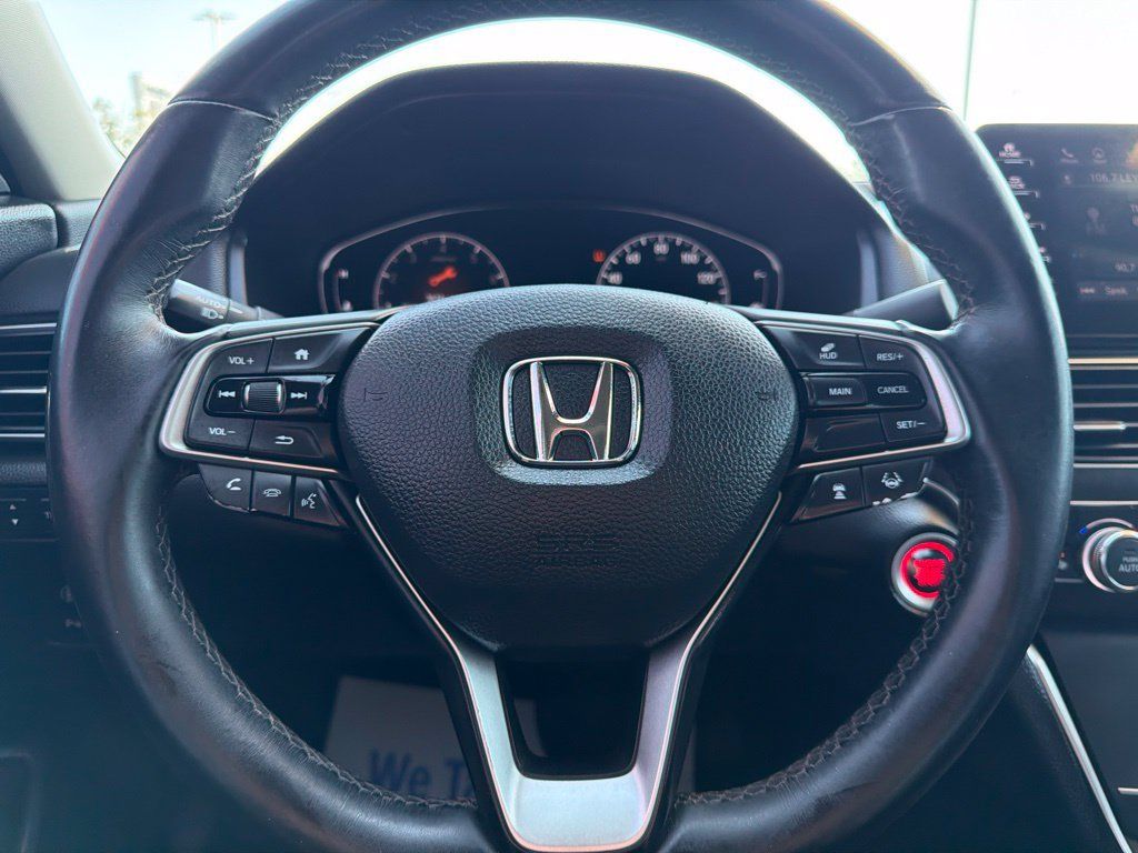 Used 2018 Honda Accord Touring image 27
