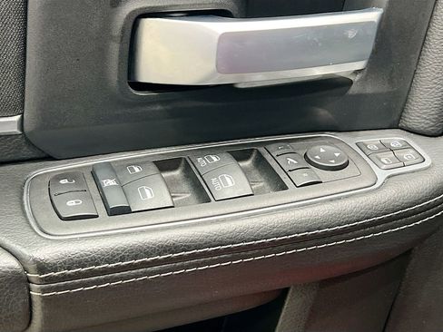 Used 2024 RAM 2500 Big Horn w/ Bed Utility Group image 17