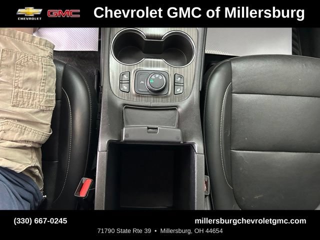 Used 2023 GMC Acadia SLT AWD/4WD image 25