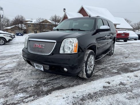 Used 2008 GMC Yukon XL Denali image 11