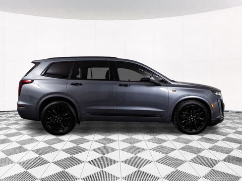 Used 2021 Cadillac XT6 Premium Luxury image 18