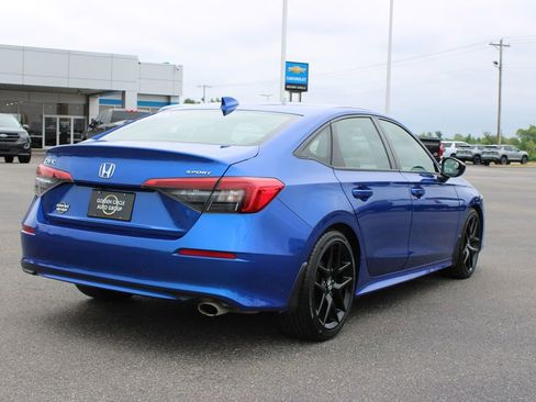 Used 2022 Honda Civic Sport image 9