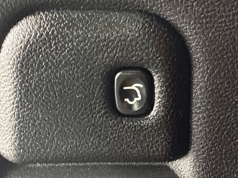 Used 2024 Dodge Durango R/T AWD/4WD image 14
