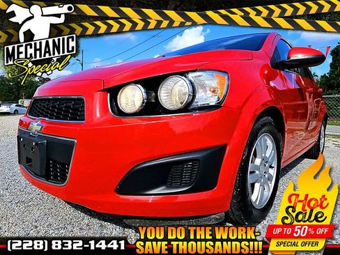 Used 2012 Chevrolet Sonic LT image 1