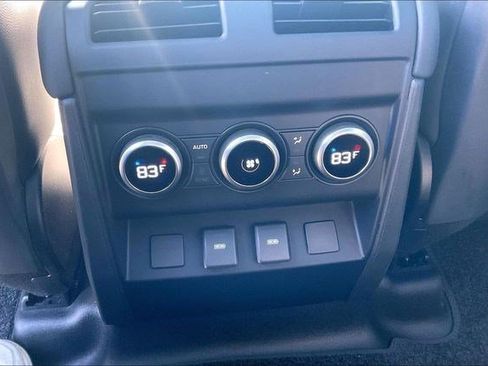 Used 2024 Land Rover Defender 110 X-Dynamic SE image 39