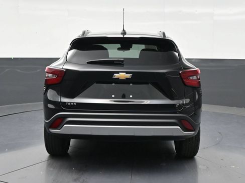 Used 2024 Chevrolet Trax LT FWD image 4