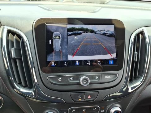 Used 2022 Chevrolet Equinox RS w/ RS Leather Package AWD/4WD image 21