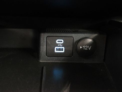 Used 2023 Ford Escape Active AWD/4WD image 19