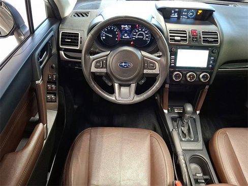 Used 2018 Subaru Forester 2.5i Touring w/ Popular Package #2 image 10