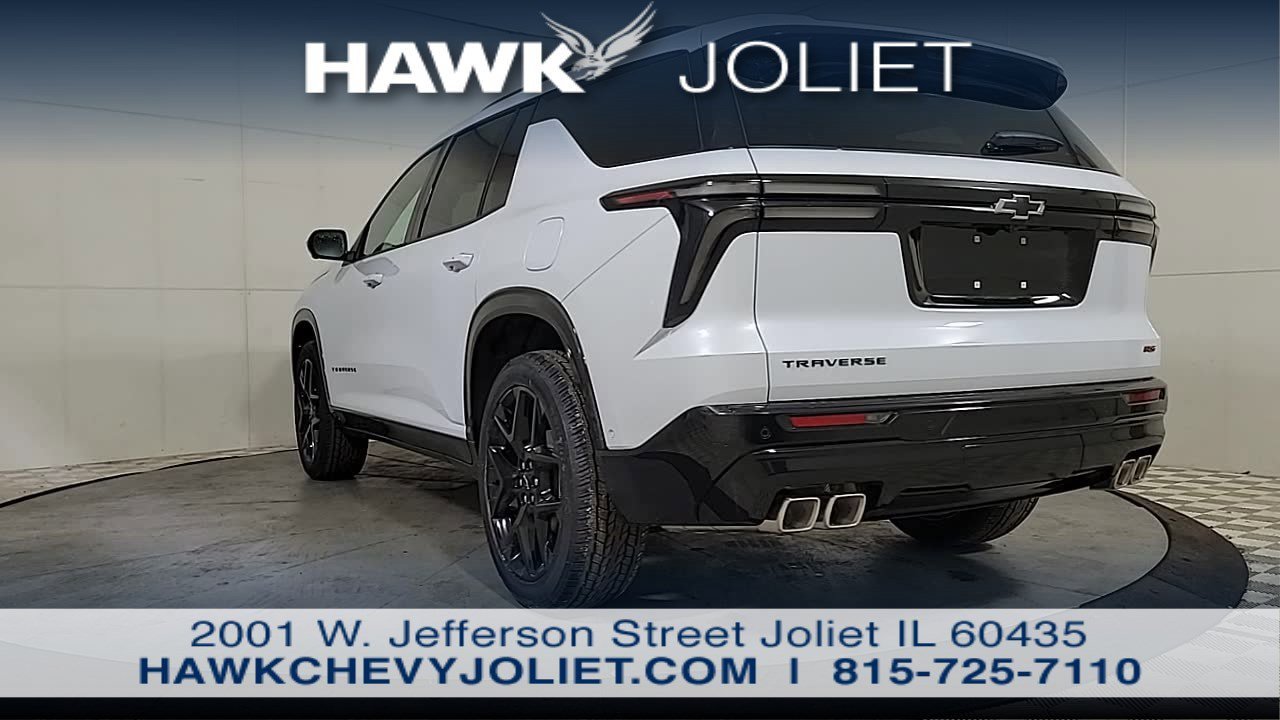 New 2026 Chevrolet Traverse RS w/ LPO, Floor Liner Package FWD image 7