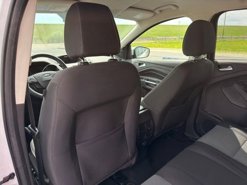 Used 2017 Ford Escape SE AWD/4WD image 22