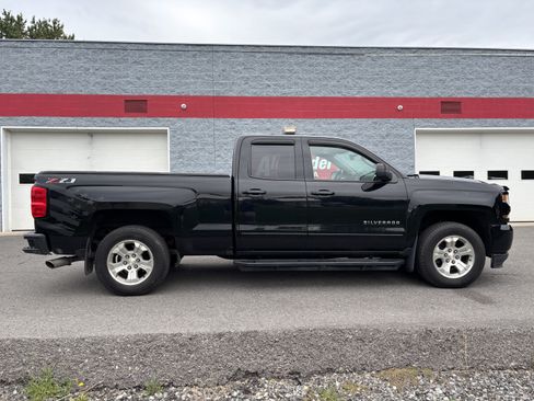 Used 2019 Chevrolet Silverado 1500 LT w/ All Star Edition AWD/4WD image 2